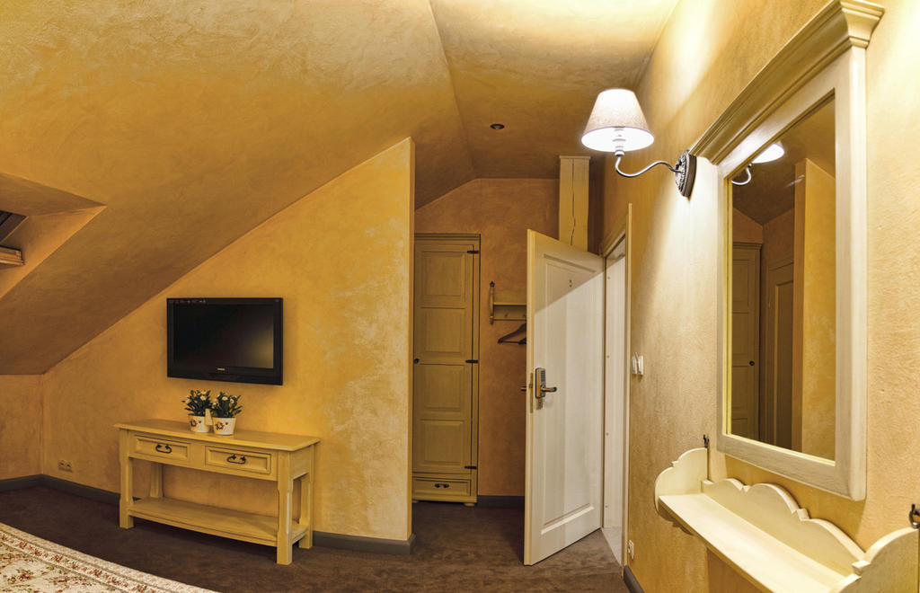 Calvados Hotel Ruda Slaska Ruang foto